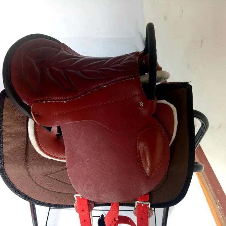 Genuine Leather Equestrian Horse Saddles, Customized Equestrian, Synthetic, Assorted Size, High Quality